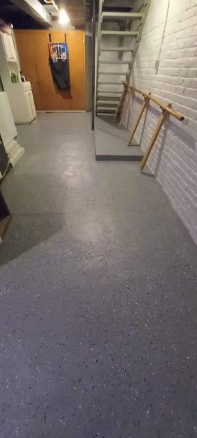 Omaha basement floor finished with decorative flake top-coating